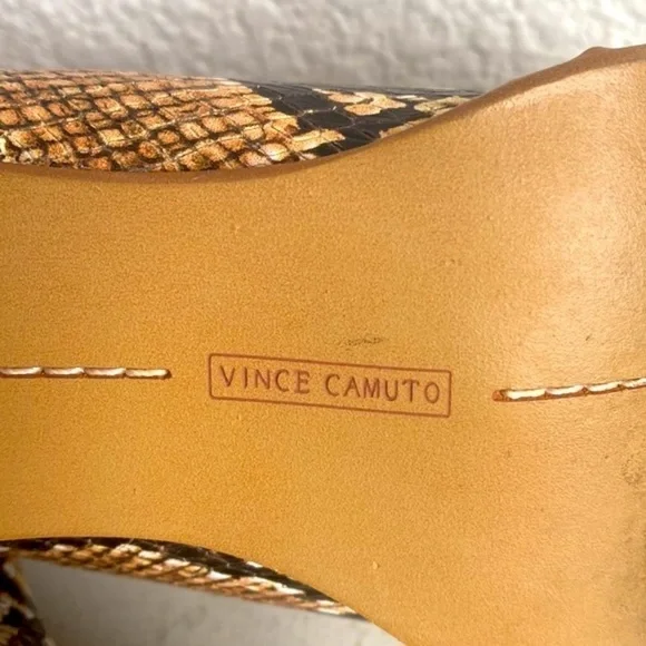 Women’s Vince Camuto Jentilly Block Heel Snake Print Chelsea Booties Size 7 - Picture 6 of 7